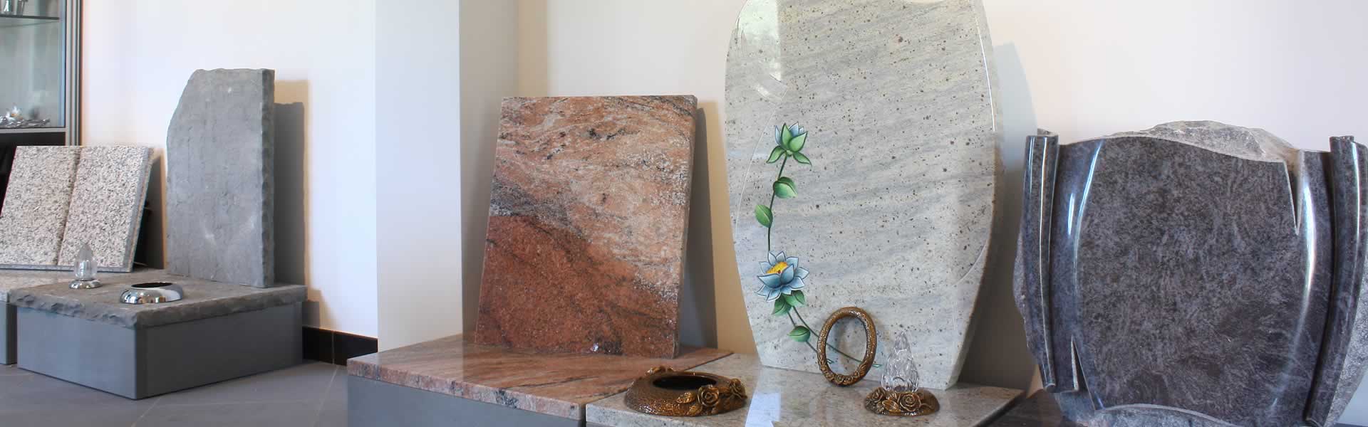 Lapidi cimiteriali in marmo